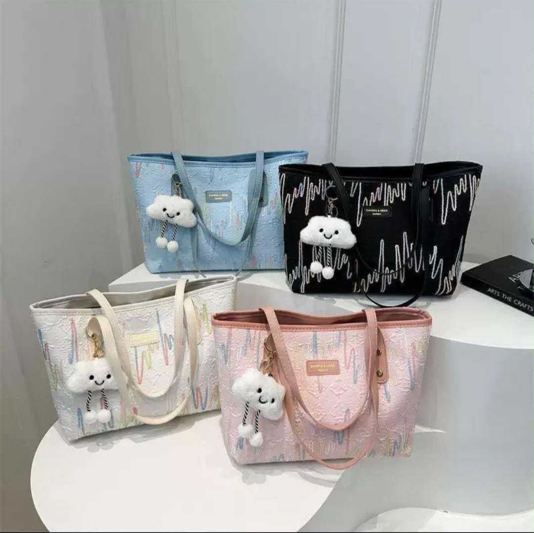 Classic tote bags